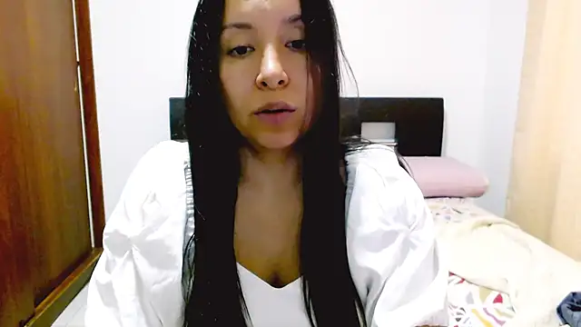 emely sexx20 online show from 12.16.24
