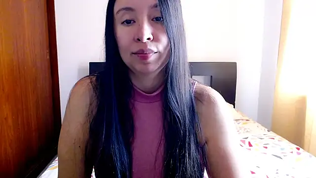 emely sexx20 online show from 12.17.24