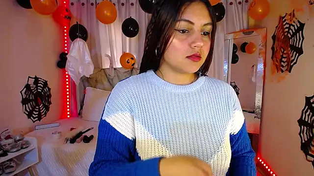 Snapshot of ashlei_ chatting on 10.25.25 ashlei  online show from 10.25.25