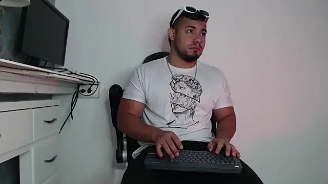 BrianMalonee online show from 02.21.25