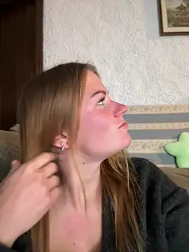 selenaluvv online show from 01.14.26