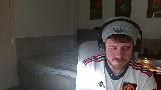 maxy49 online show from 11.19.25