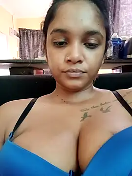 Indianqueen03 online show from 11.25.25