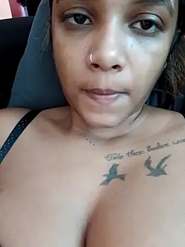 Indianqueen03 online show from 12.22.25