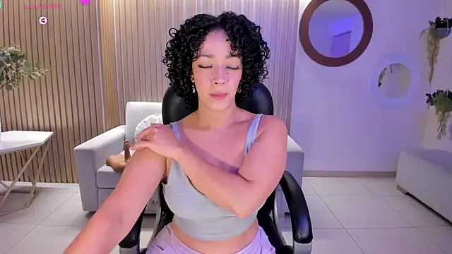 AlessaRomero online show from 02.08.25