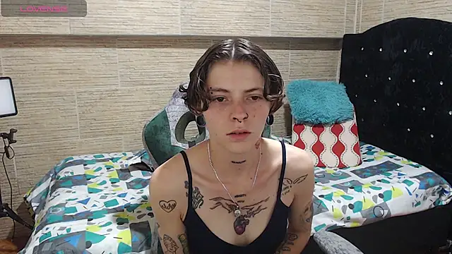 pretty cristal69 online show from 12.21.24