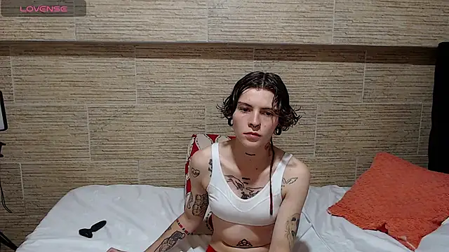 pretty cristal69 online show from 02.08.25