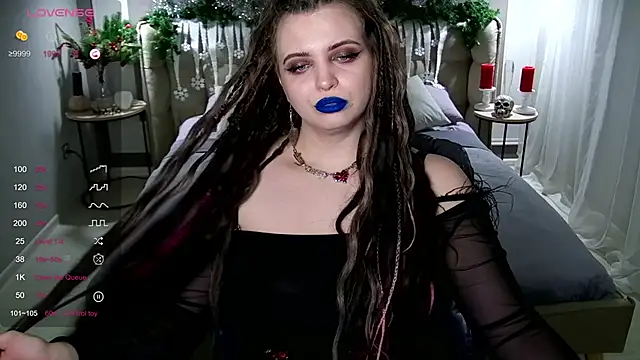 Miss Maya Mils online show from 12.22.24