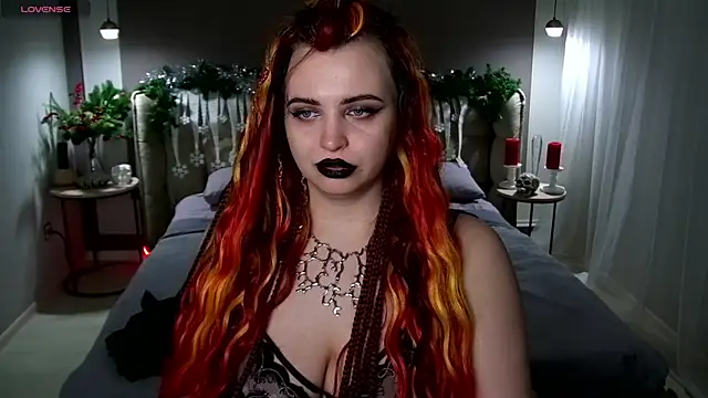 Miss Maya Mils online show from 12.26.24