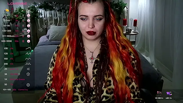 Miss Maya Mils online show from 12.31.24