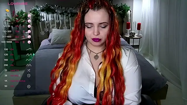Miss Maya Mils online show from 01.01.25