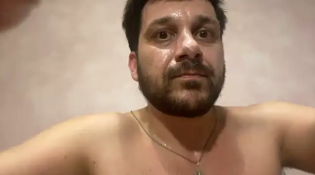 Snapshot of MaeltraJoy chatting on 12.18.24 MaeltraJoy online show from 12.18.24