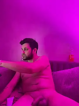 Snapshot of MaeltraJoy chatting on 01.06.25 MaeltraJoy online show from 01.06.25