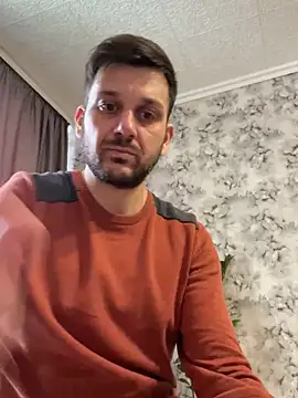 Snapshot of MaeltraJoy chatting on 02.03.25 MaeltraJoy online show from 02.03.25