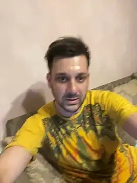 Snapshot of MaeltraJoy chatting on 02.08.25 MaeltraJoy online show from 02.08.25