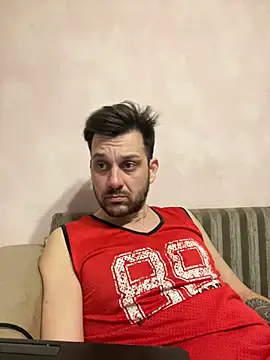 Snapshot of MaeltraJoy chatting on 02.15.25 MaeltraJoy online show from 02.15.25