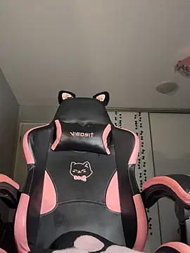 Your Paris online show from 03.12.25