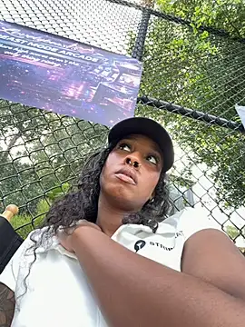 Your Paris online show from 02.25.26