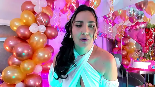 Snapshot of Evangeline_Taylorr chatting on 12.28.24 Evangeline Taylorr online show from 12.28.24