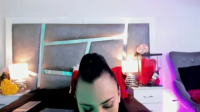 Snapshot of Evangeline_Taylorr chatting on 01.29.25 Evangeline Taylorr online show from 01.29.25
