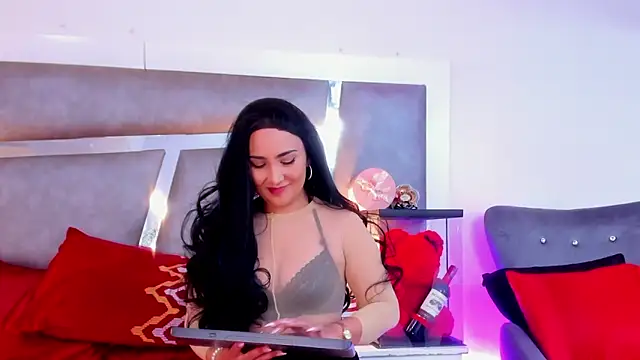 Snapshot of Evangeline_Taylorr chatting on 02.06.25 Evangeline Taylorr online show from 02.06.25