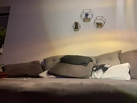 Snapshot of deskriptive chatting on 04.11.26 deskriptive online show from 04.11.26