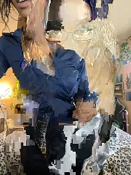 Snapshot of magicalc00ch chatting on 01.21.25 magicalc00ch online show from 01.21.25