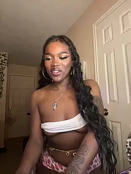 Snapshot of magicalc00ch chatting on 01.22.25 magicalc00ch online show from 01.22.25