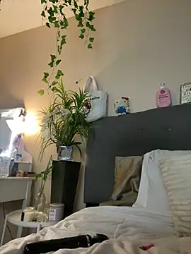 Snapshot of magicalc00ch chatting on 01.24.25 magicalc00ch online show from 01.24.25