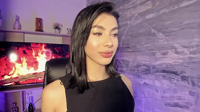 Snapshot of IsabelleFoxx_ chatting on 12.04.24 IsabelleFoxx online show from 12.04.24