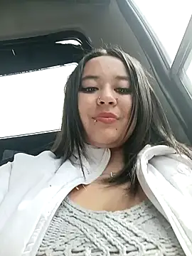 Cristal  04 online show from 12.17.24