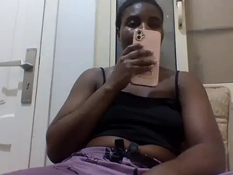 queenzuena online show from 05.28.26