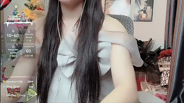 Snapshot of Berrysweet_68 chatting on 01.02.25 Berrysweet 68 online show from 01.02.25