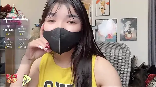 Snapshot of Berrysweet_68 chatting on 02.07.25 Berrysweet 68 online show from 02.07.25