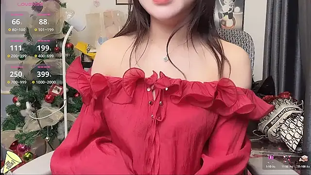 Snapshot of Berrysweet_68 chatting on 02.15.25 Berrysweet 68 online show from 02.15.25