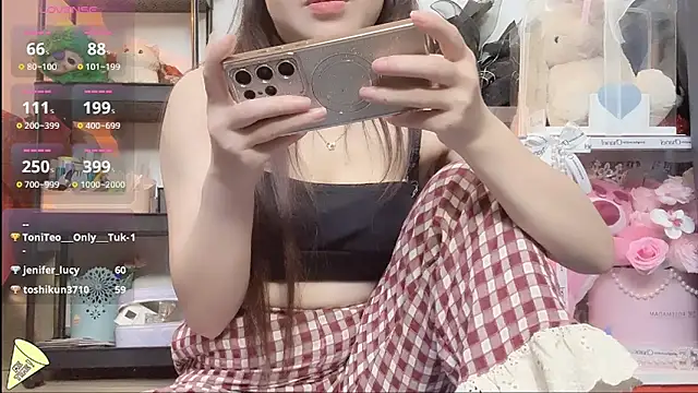 Snapshot of Berrysweet_68 chatting on 03.02.25 Berrysweet 68 online show from 03.02.25