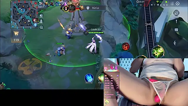 Berrysweet 68 online show from 10.26.25