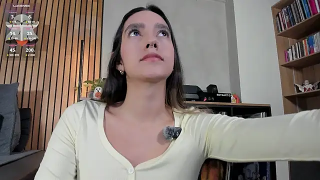 honeyhot69   online show from 10.14.25