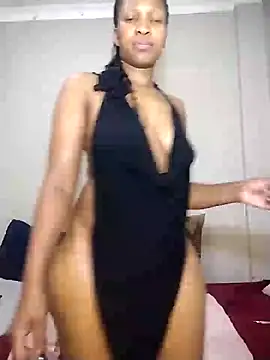 Snapshot of Curvy_sluty chatting on 01.18.25 Curvy sluty online show from 01.18.25