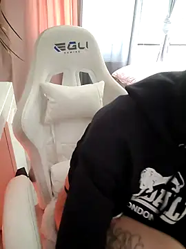 Scherana online show from 10.21.25