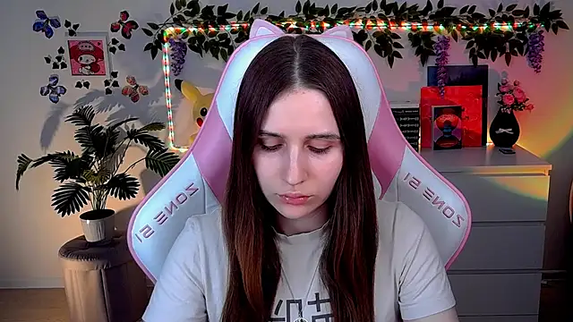 AliceCharmy online show from 04.03.26