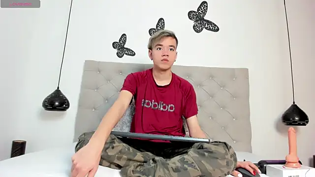 Snapshot of bunny_maxi chatting on 12.06.24 bunny maxi online show from 12.06.24