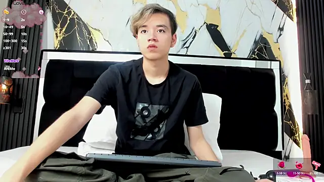 Snapshot of bunny_maxi chatting on 01.19.25 bunny maxi online show from 01.19.25