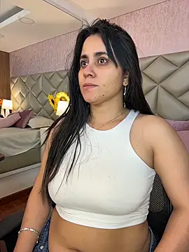 Brenda Garcia online show from 11.30.25