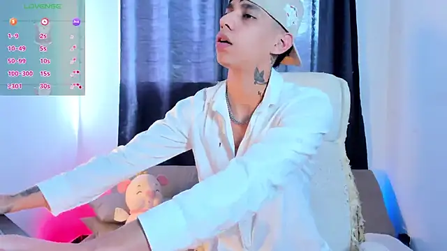 Josep Davies online show from 12.29.24