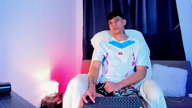 Josep Davies online show from 02.02.25