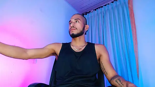 Snapshot of DanteSantoro chatting on 02.15.26 DanteSantoro online show from 02.15.26