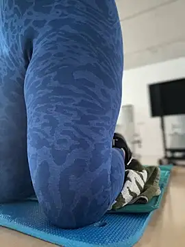 melanny10 online show from 01.11.25