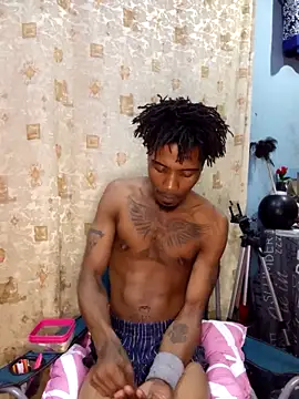 Snapshot of TaurusBallz chatting on 09.23.25 TaurusBallz online show from 09.23.25