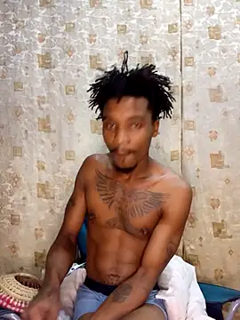 Snapshot of TaurusBallz chatting on 10.06.25 TaurusBallz online show from 10.06.25